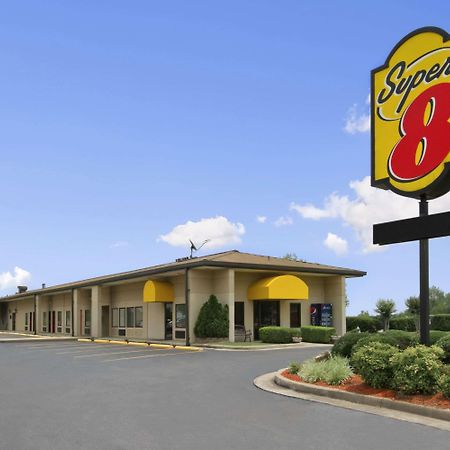 Super 8 By Wyndham-Tupelo Airport Motel Bagian luar foto